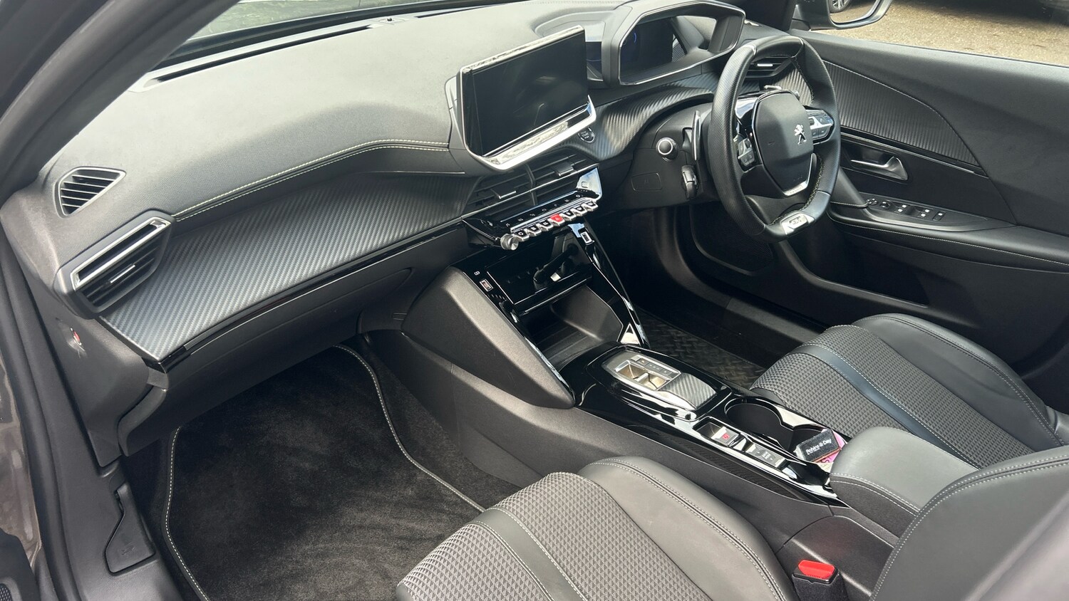 Used Peugeot 2008 2023 for sale - 77239198: Photo 12