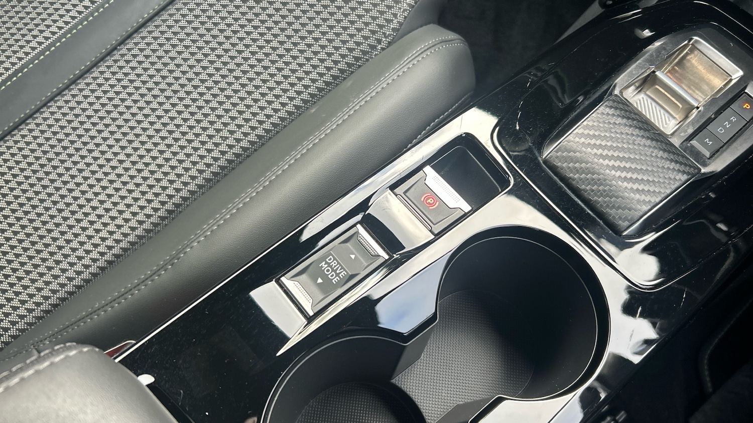 Used Peugeot 2008 2023 for sale - 77239198: Photo 21