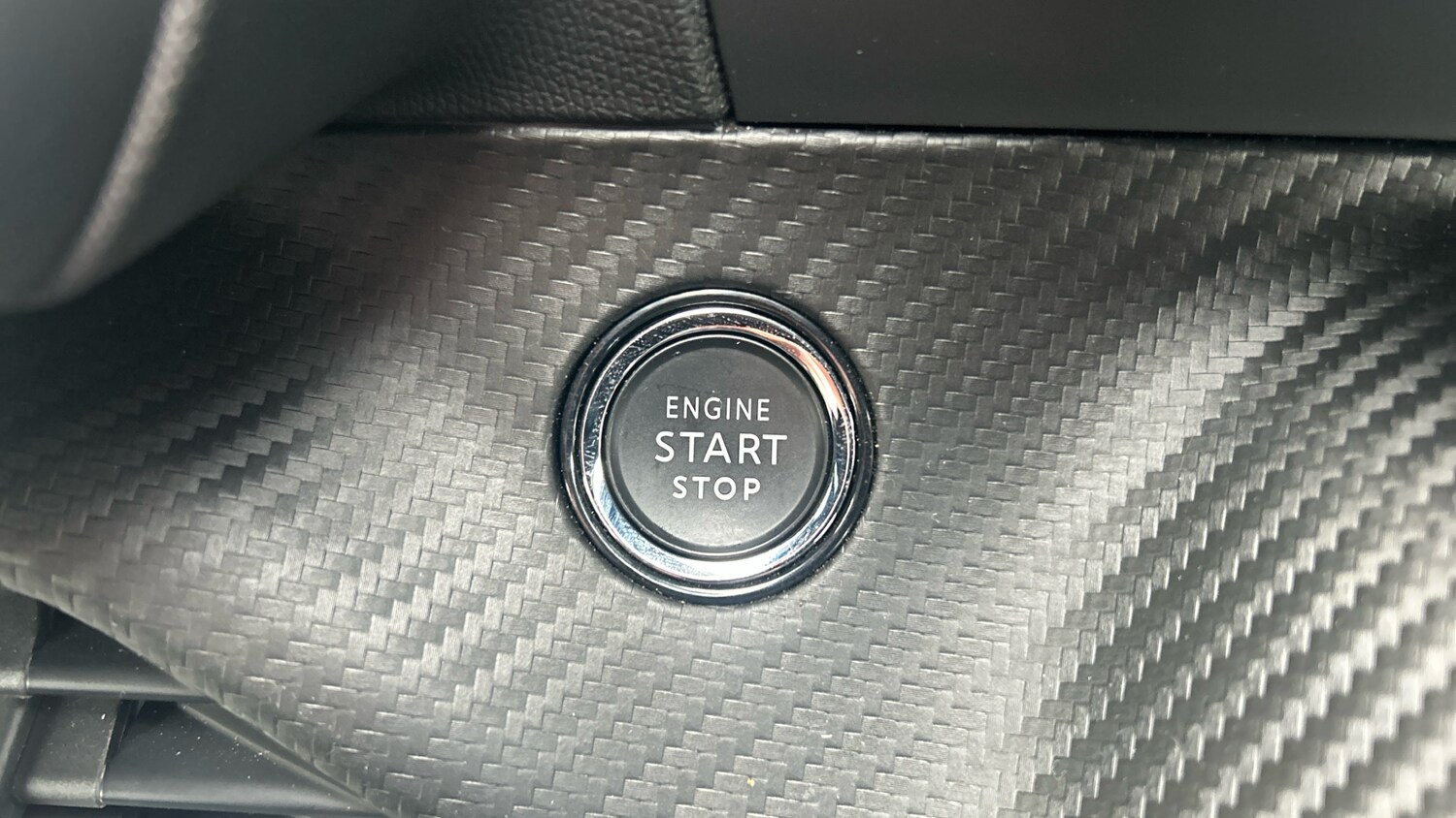 Used Peugeot 2008 2023 for sale - 77239198: Photo 38