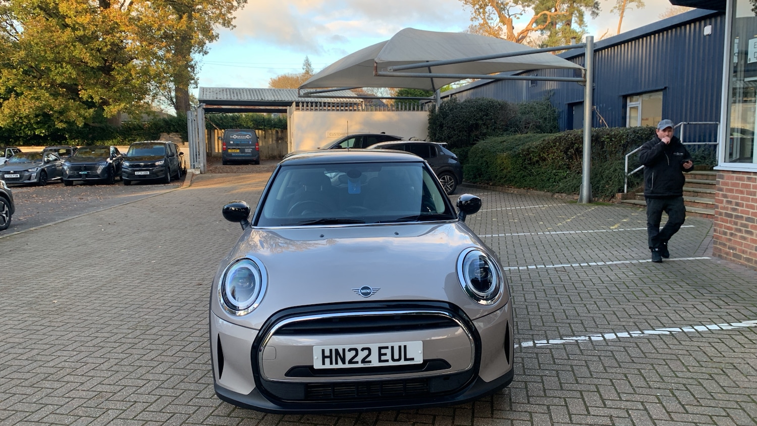 Used MINI Hatch 2022 for sale - 76667813: Photo 9