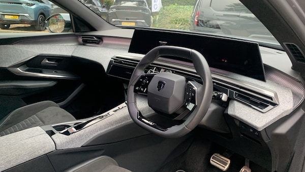 Used Peugeot 3008 2024 for sale - 76296623: Photo 11