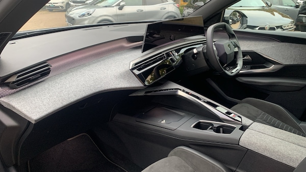 Used Peugeot 3008 2024 for sale - 76296623: Photo 12