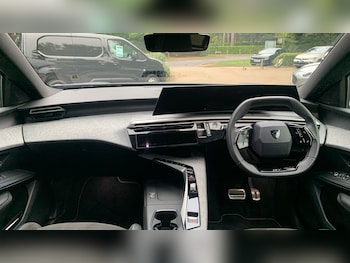 Used Peugeot 3008 2024 for sale - 76296623: Photo 4