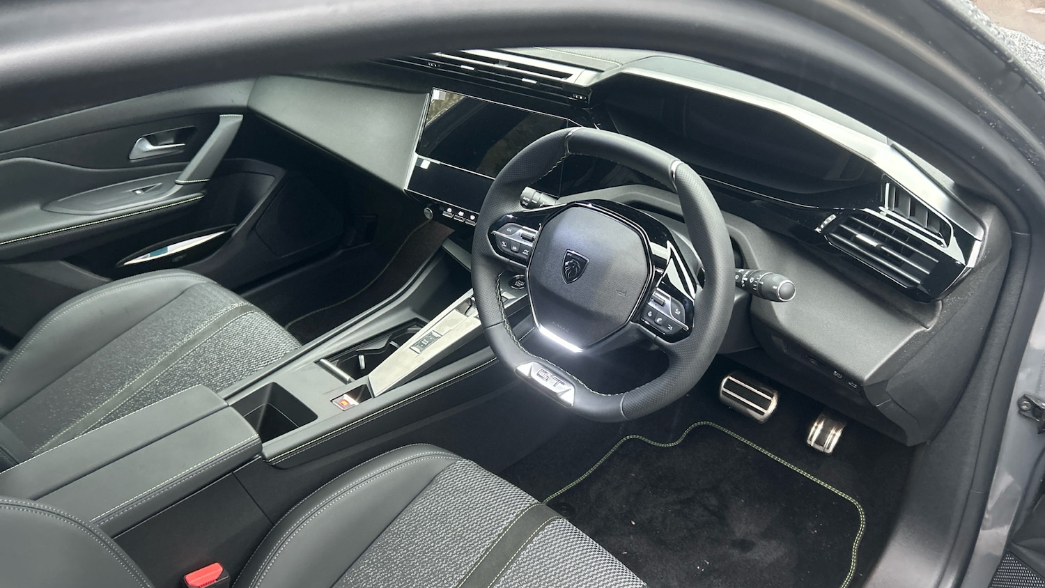 Used Peugeot 408 2025 for sale - 77218102: Photo 12