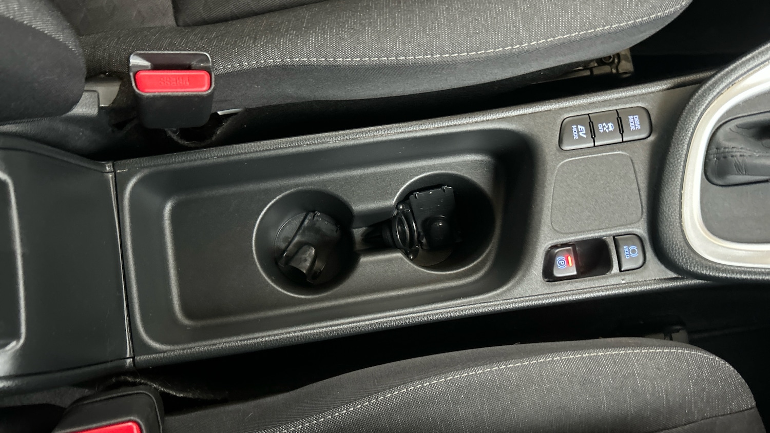 Used Toyota Yaris 2022 for sale - 77145126: Photo 22