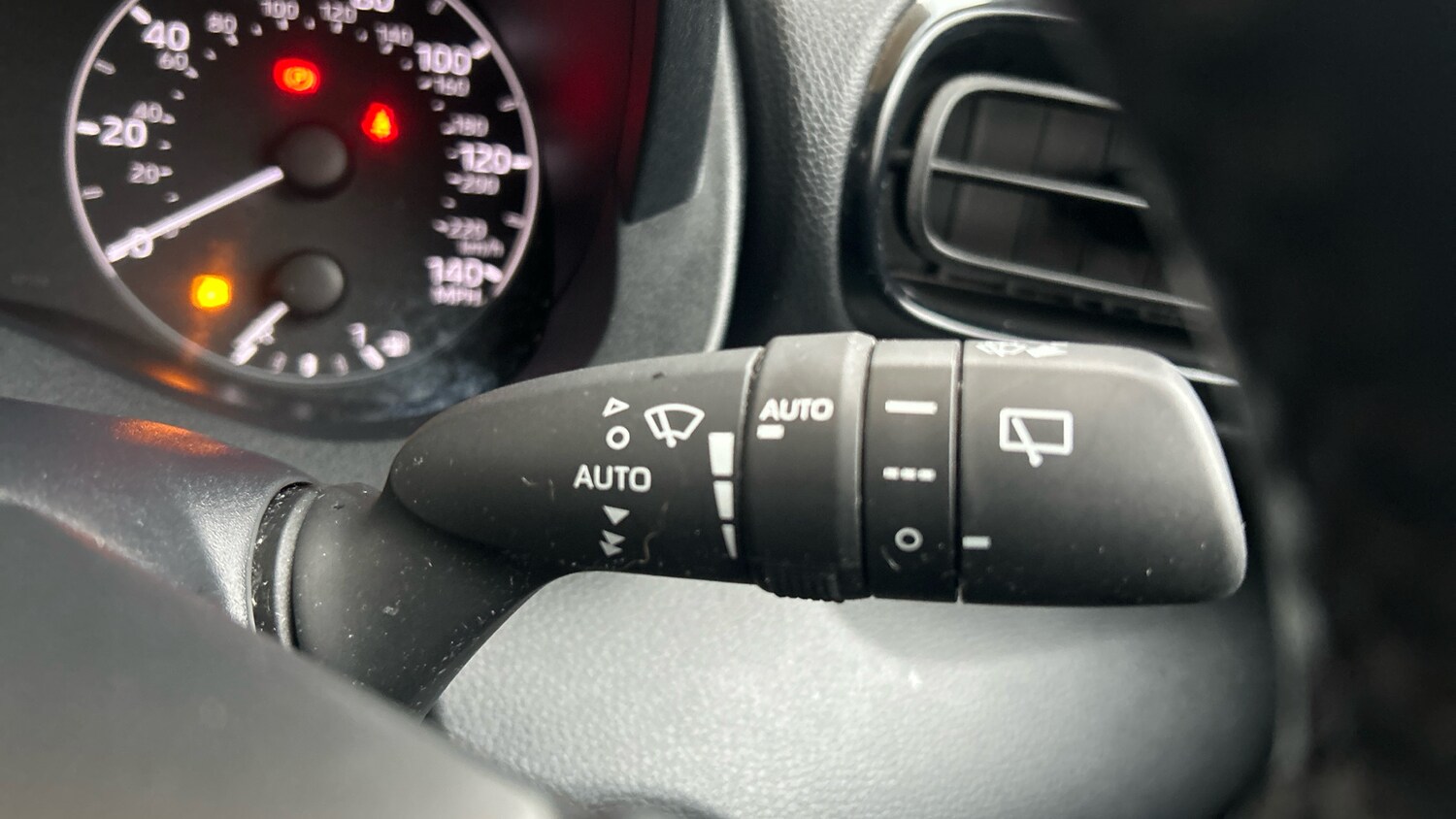 Used Toyota Yaris 2022 for sale - 77145126: Photo 29