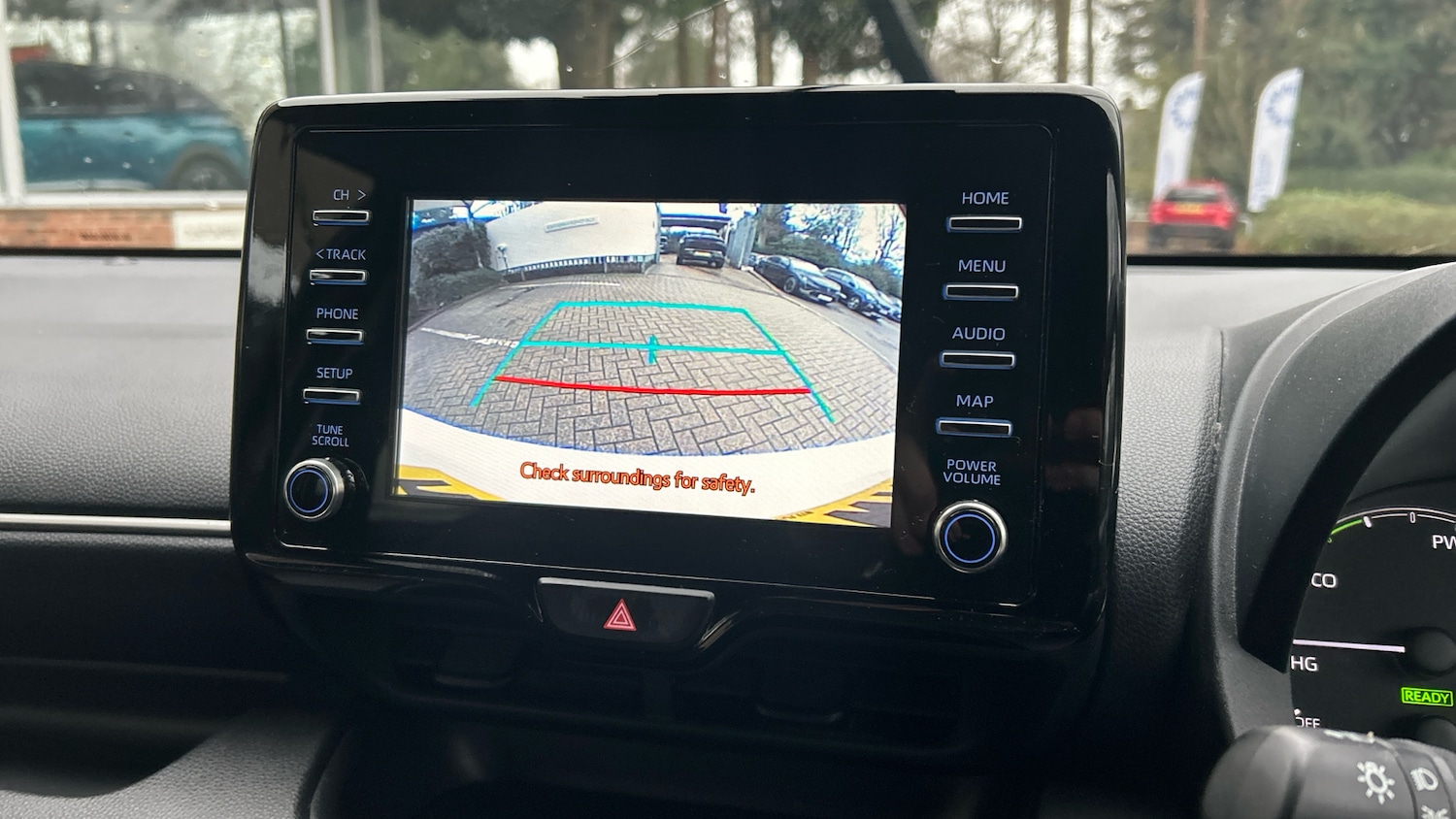 Used Toyota Yaris 2022 for sale - 77145126: Photo 30