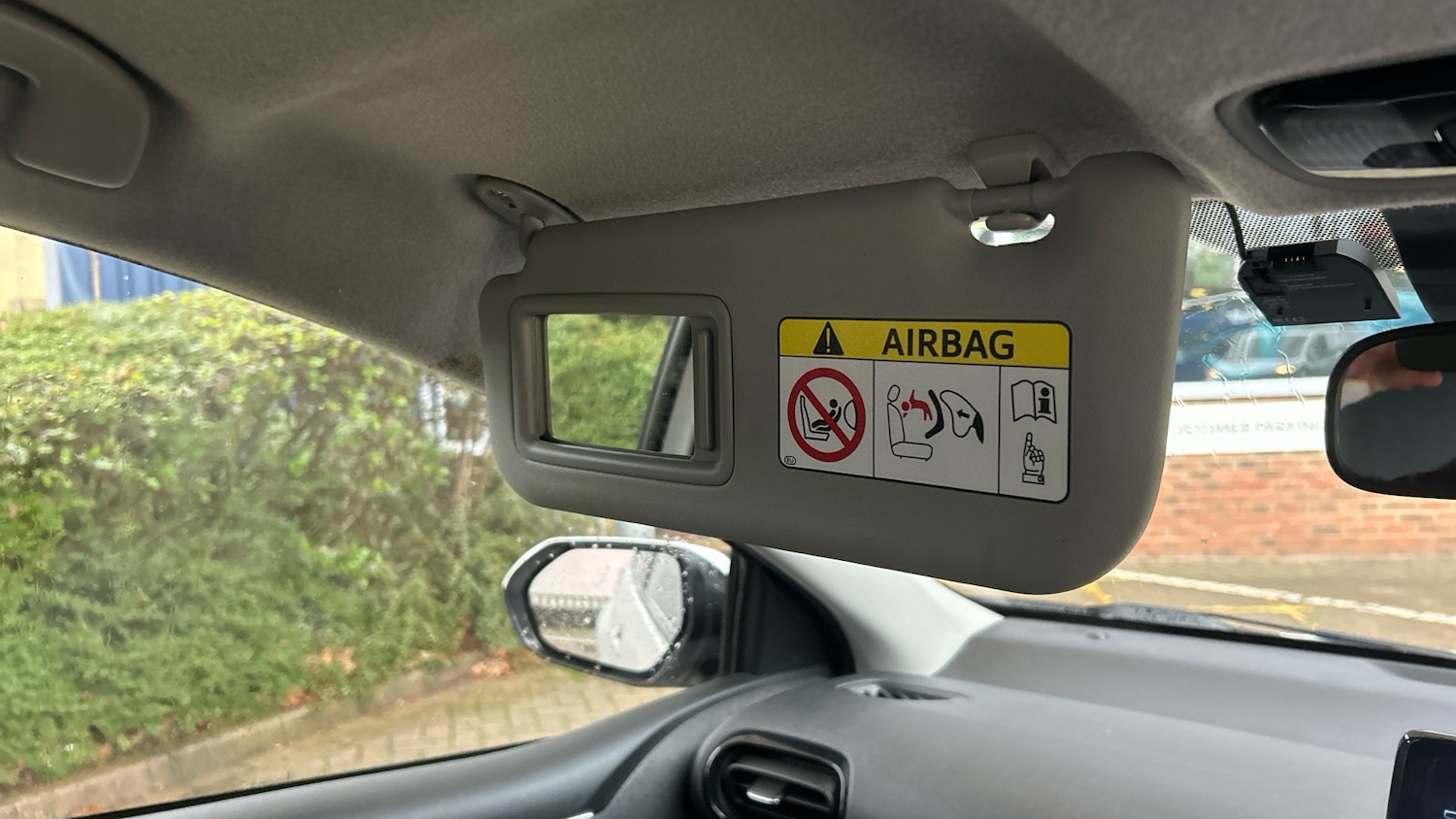 Used Toyota Yaris 2022 for sale - 77145126: Photo 35