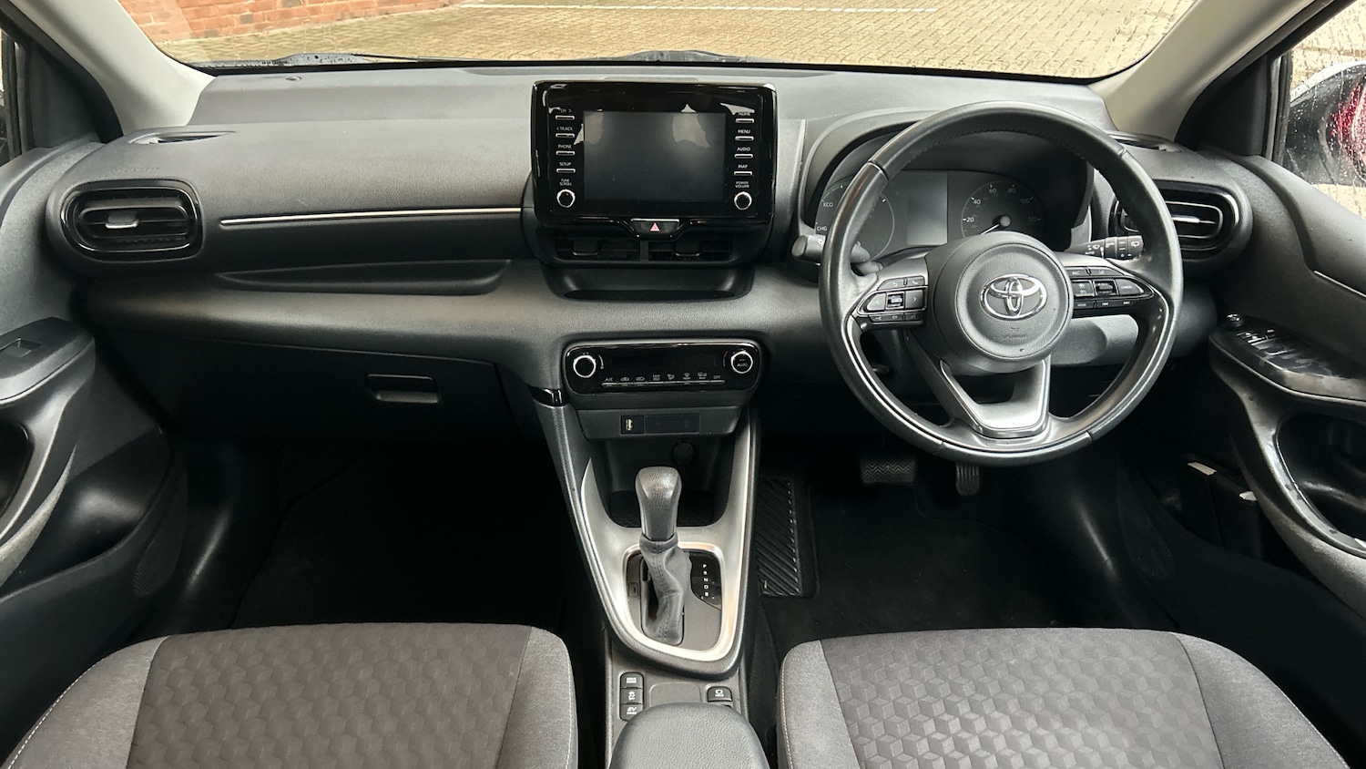 Used Toyota Yaris 2022 for sale - 77145126: Photo 5