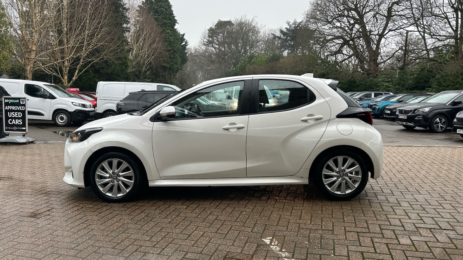 Used Toyota Yaris 2022 for sale - 77145126: Photo 7