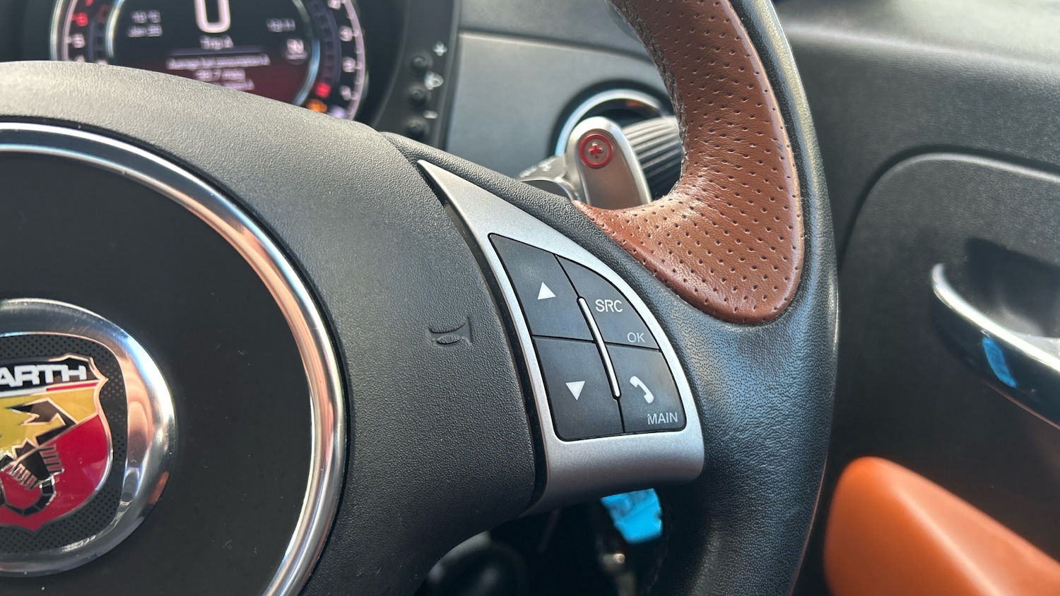 Used Abarth 595 2016 for sale - 77706073: Photo 24