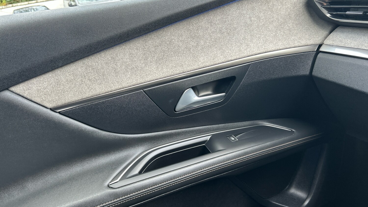 Used Peugeot 3008 2021 for sale - 77067393: Photo 38