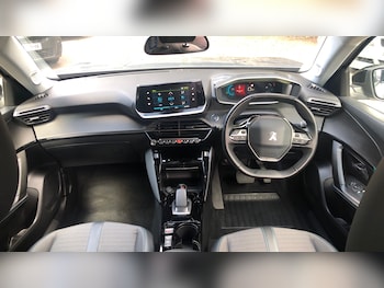 Used Peugeot 2008 2022 for sale - 75477400: Photo