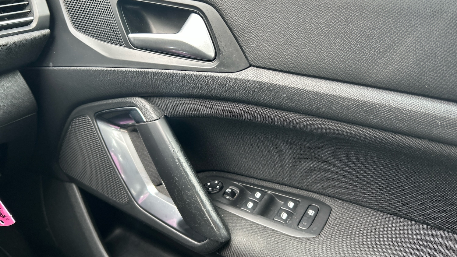 Used Peugeot 308 2017 for sale - 77638045: Photo 22