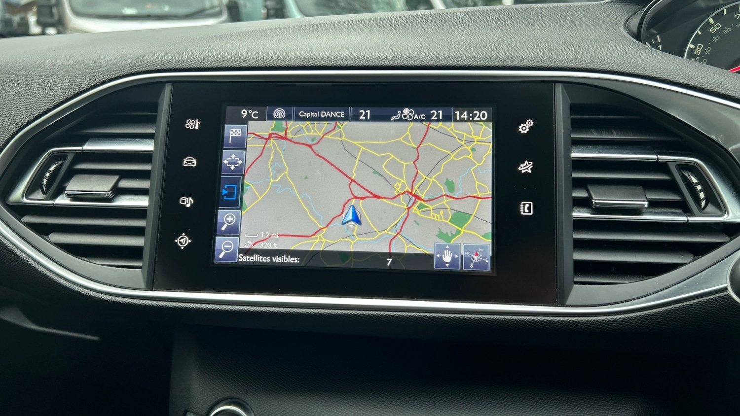 Used Peugeot 308 2017 for sale - 77638045: Photo 32