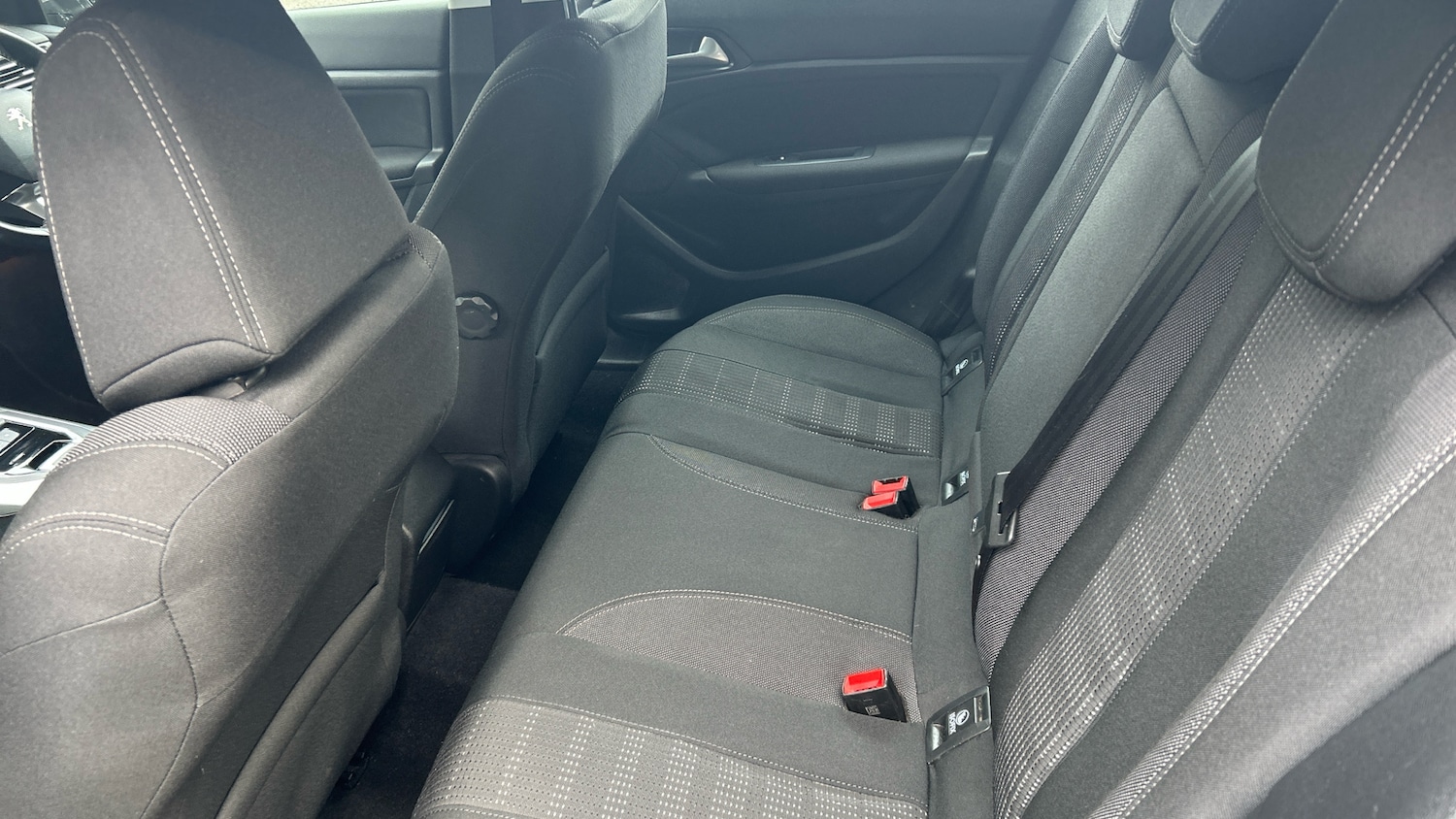 Used Peugeot 308 2017 for sale - 77638045: Photo 33