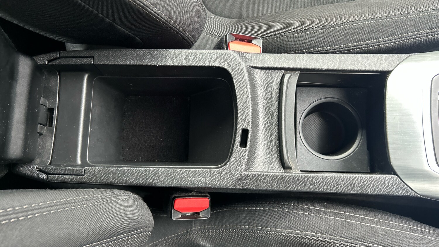 Used Peugeot 308 2017 for sale - 77638045: Photo 45