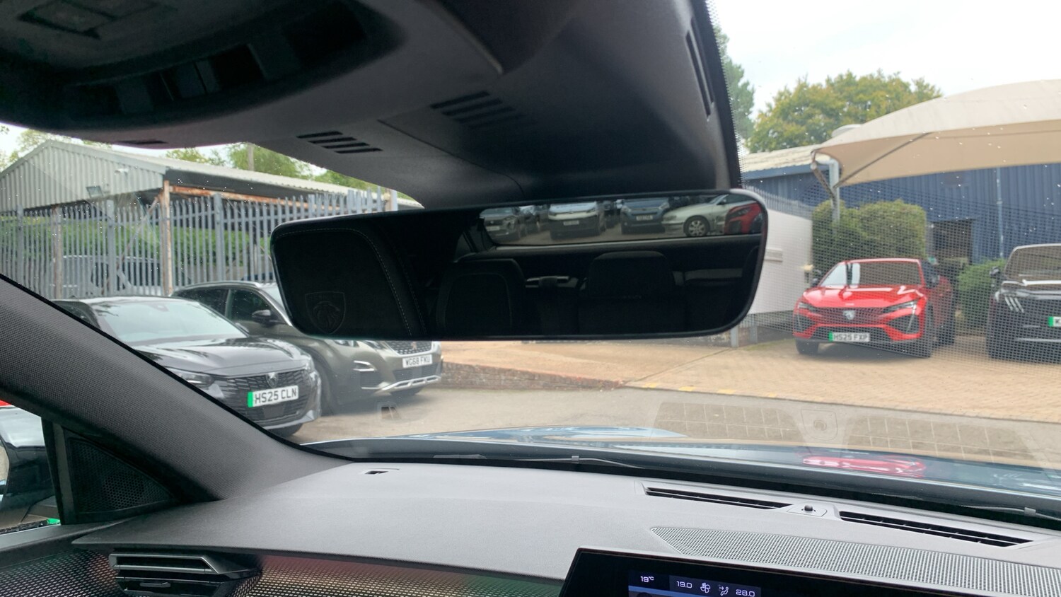 Used Peugeot 3008 2024 for sale - 75979381: Photo 37