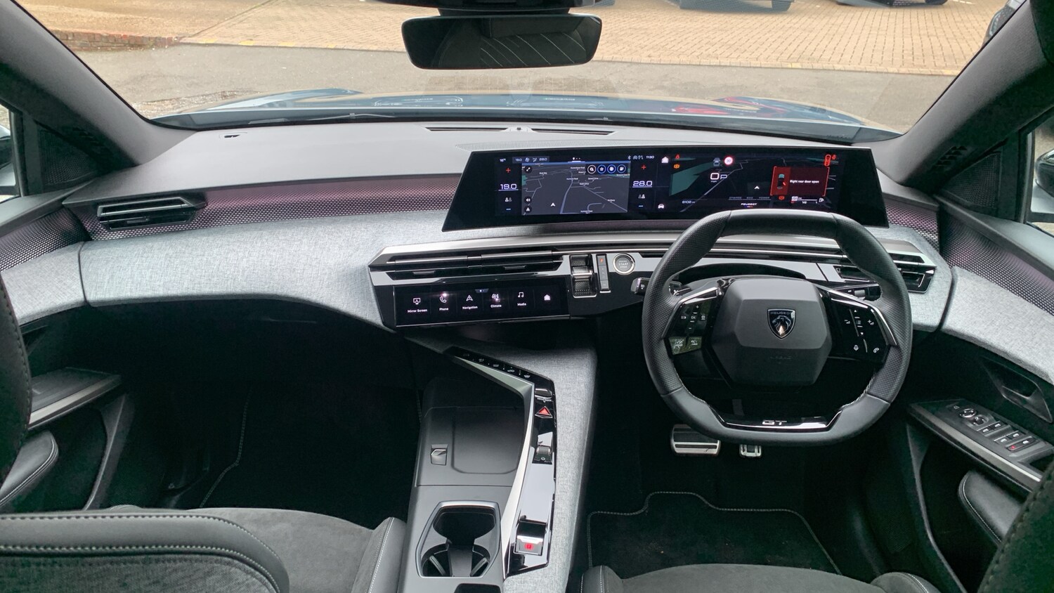 Used Peugeot 3008 2024 for sale - 75979381: Photo 4