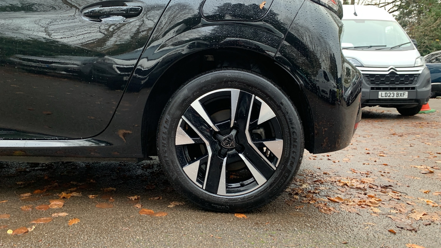 Used Peugeot 208 2024 for sale - 76716101: Photo 15