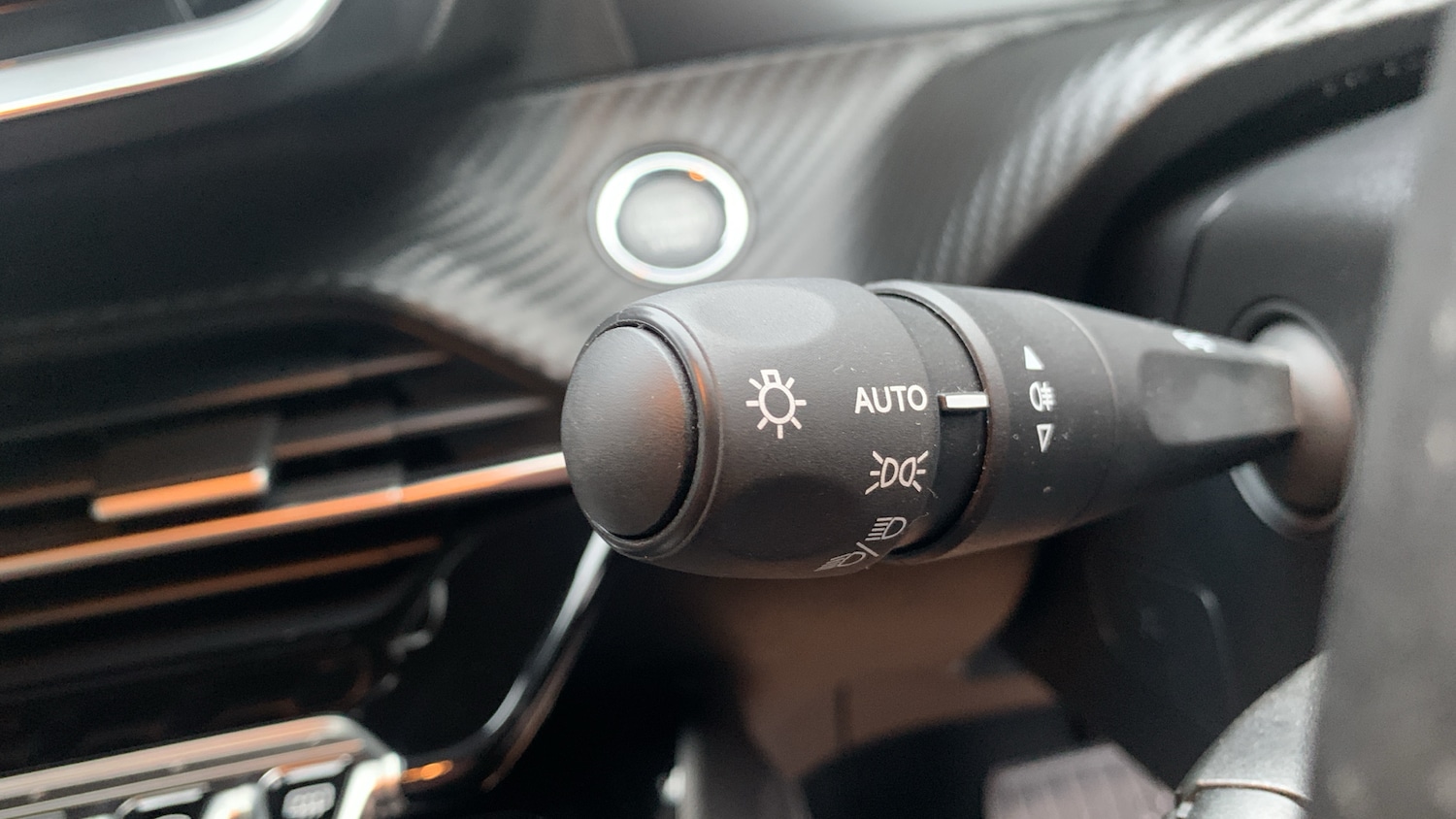 Used Peugeot 208 2024 for sale - 76716101: Photo 27