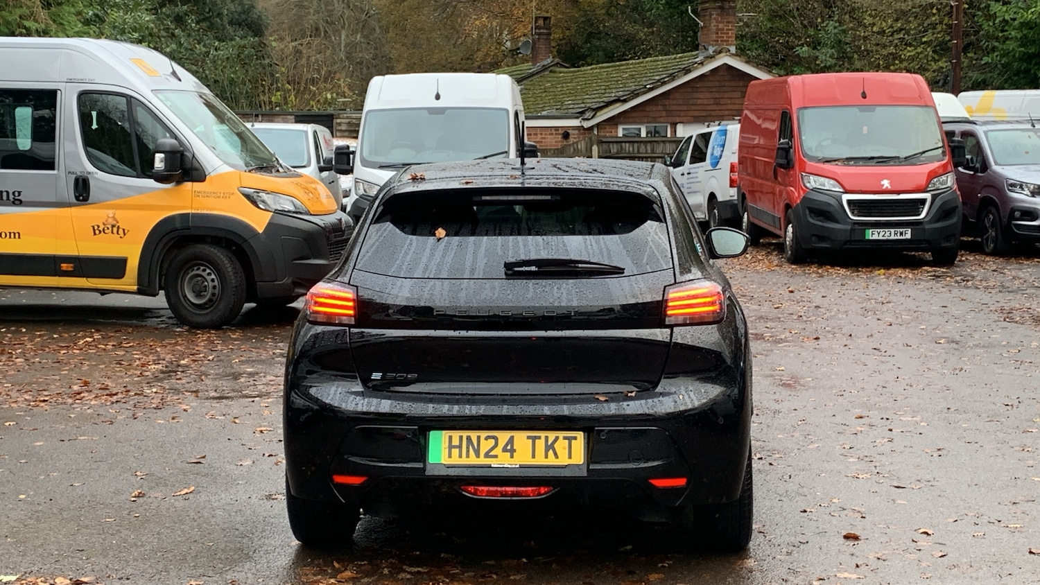 Used Peugeot 208 2024 for sale - 76716101: Photo 9