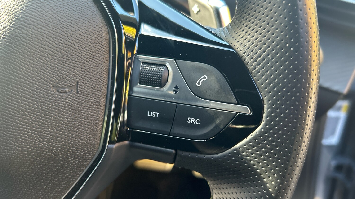 Used Peugeot 2008 2024 for sale - 76285216: Photo 24