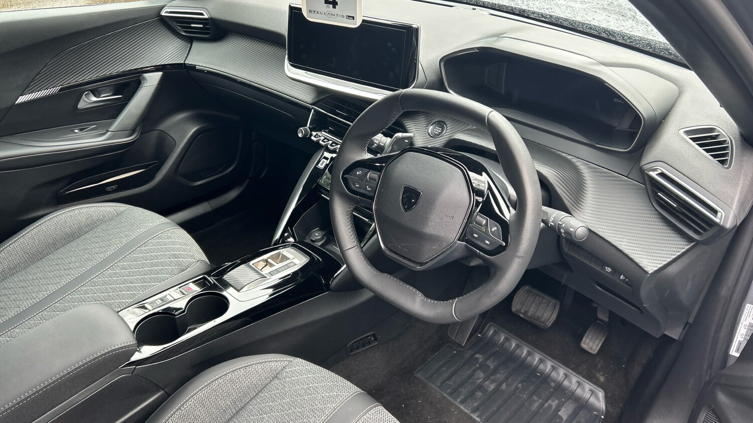 Used Peugeot 2008 2025 for sale - 77569776: Photo 11