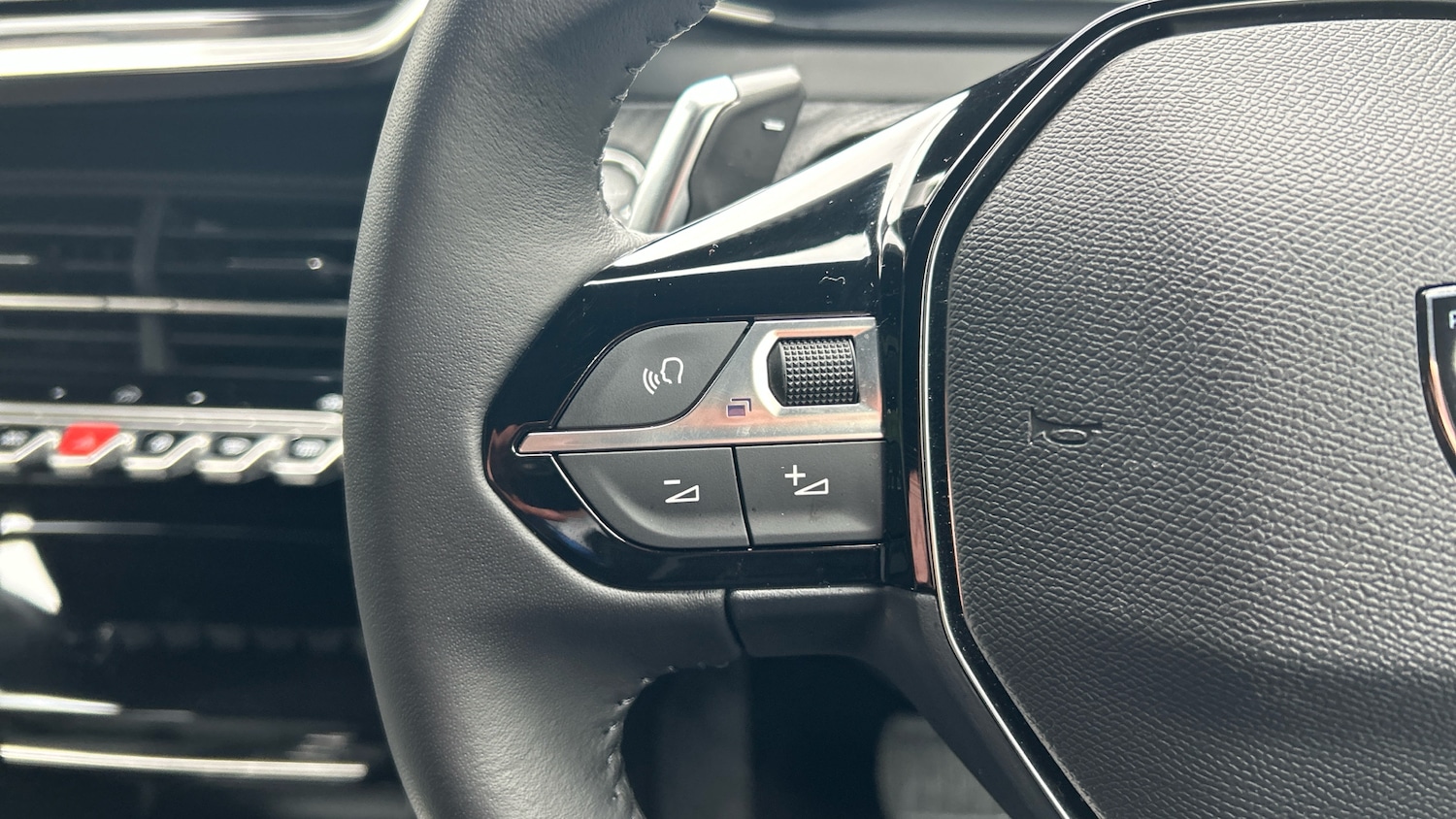 Used Peugeot 2008 2025 for sale - 77569776: Photo 23