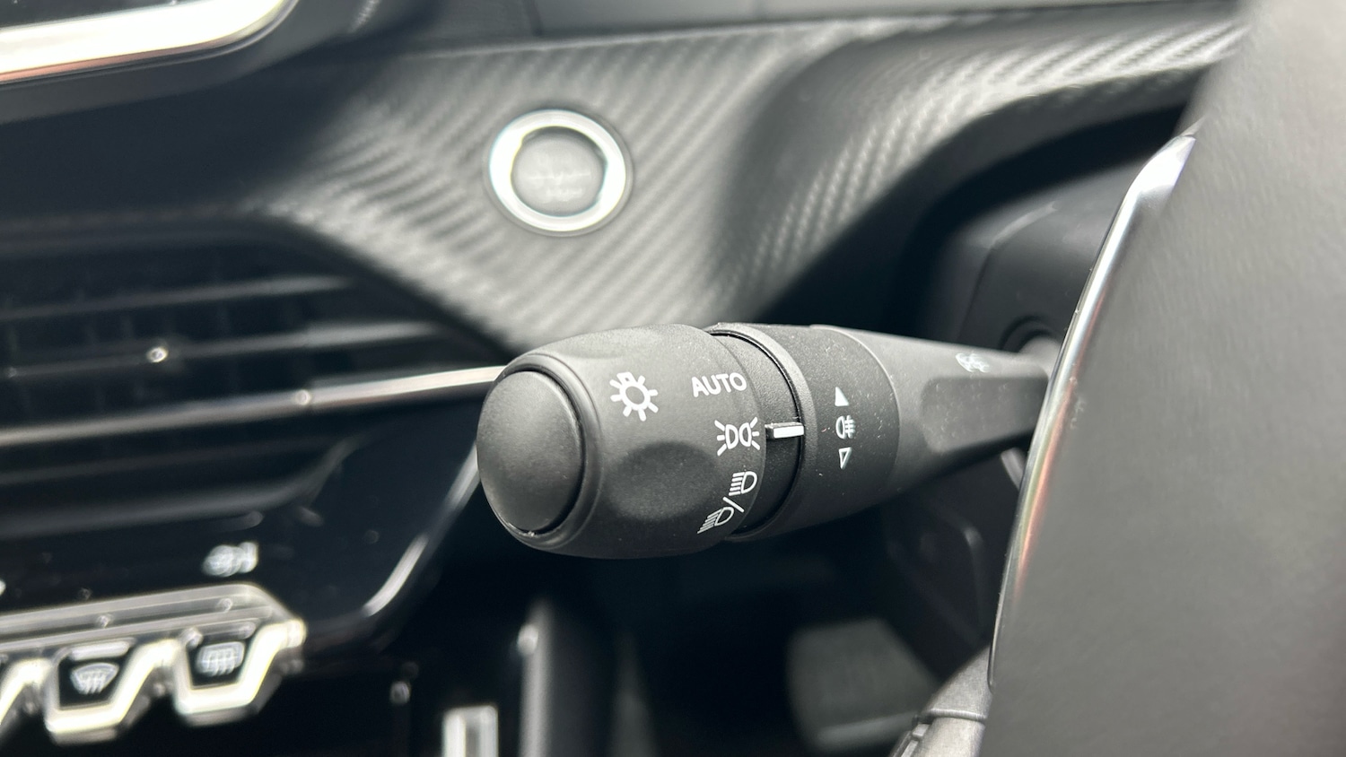 Used Peugeot 2008 2025 for sale - 77569776: Photo 27