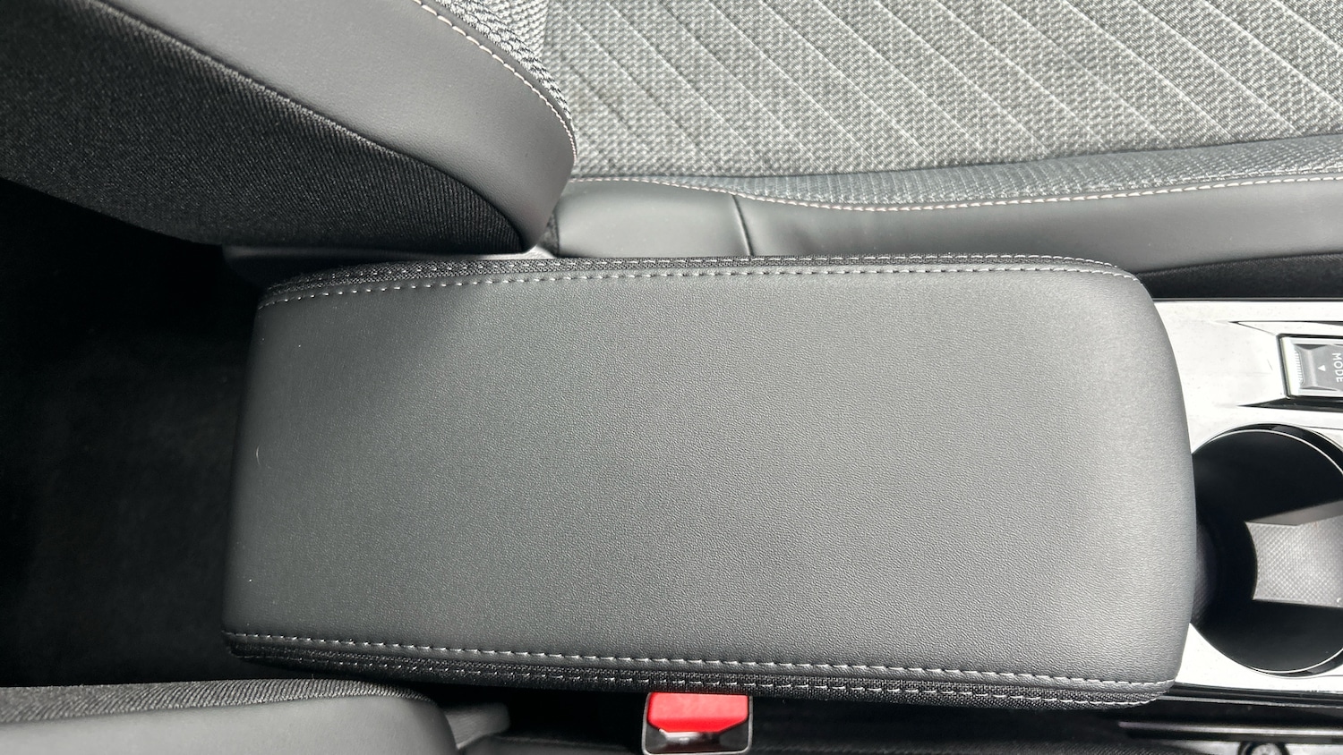 Used Peugeot 2008 2025 for sale - 77569776: Photo 45