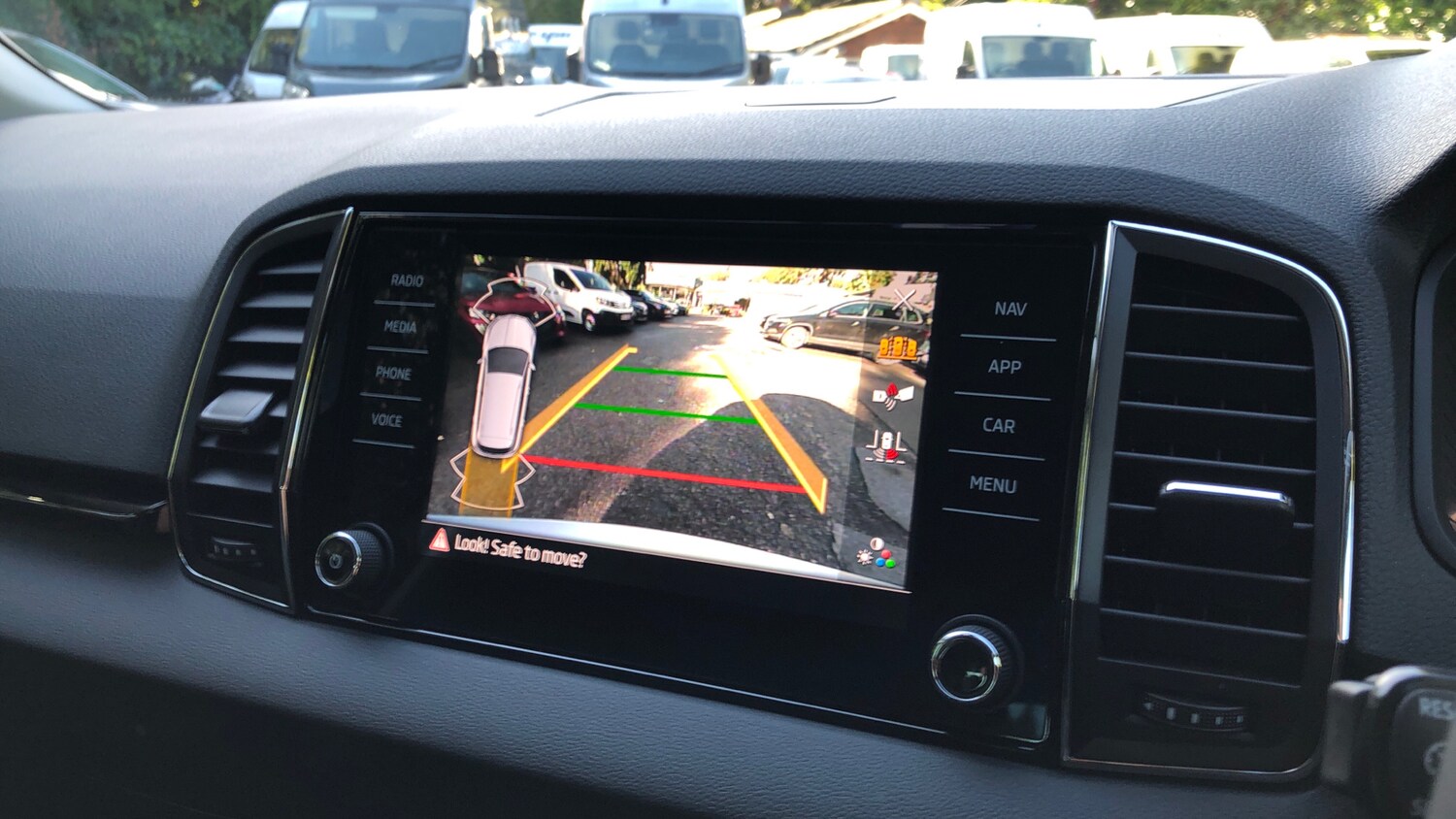 Used Skoda Karoq 2024 for sale - 75859274: Photo 29