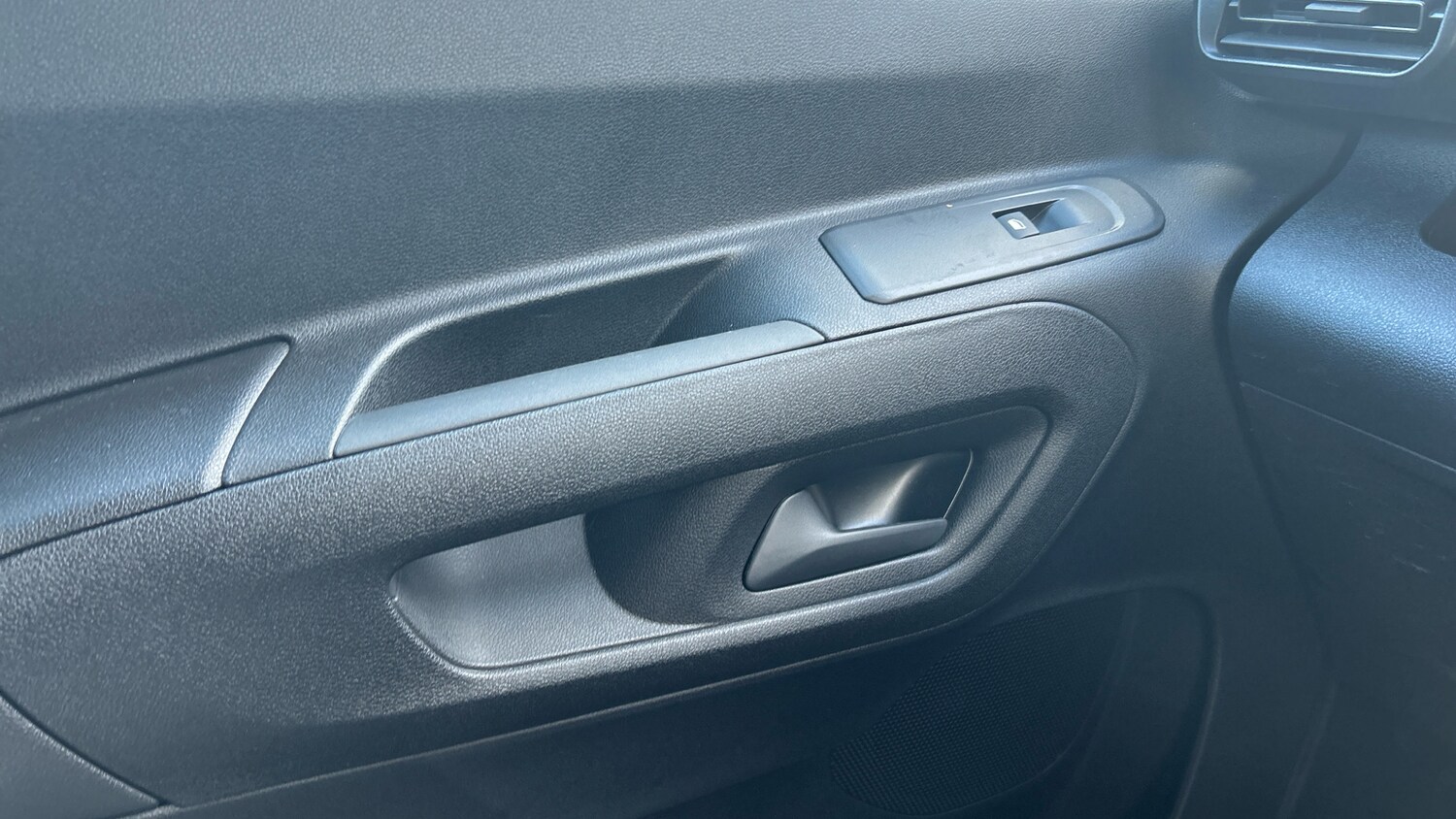 Used Peugeot Partner 2024 for sale - 77427064: Photo 36