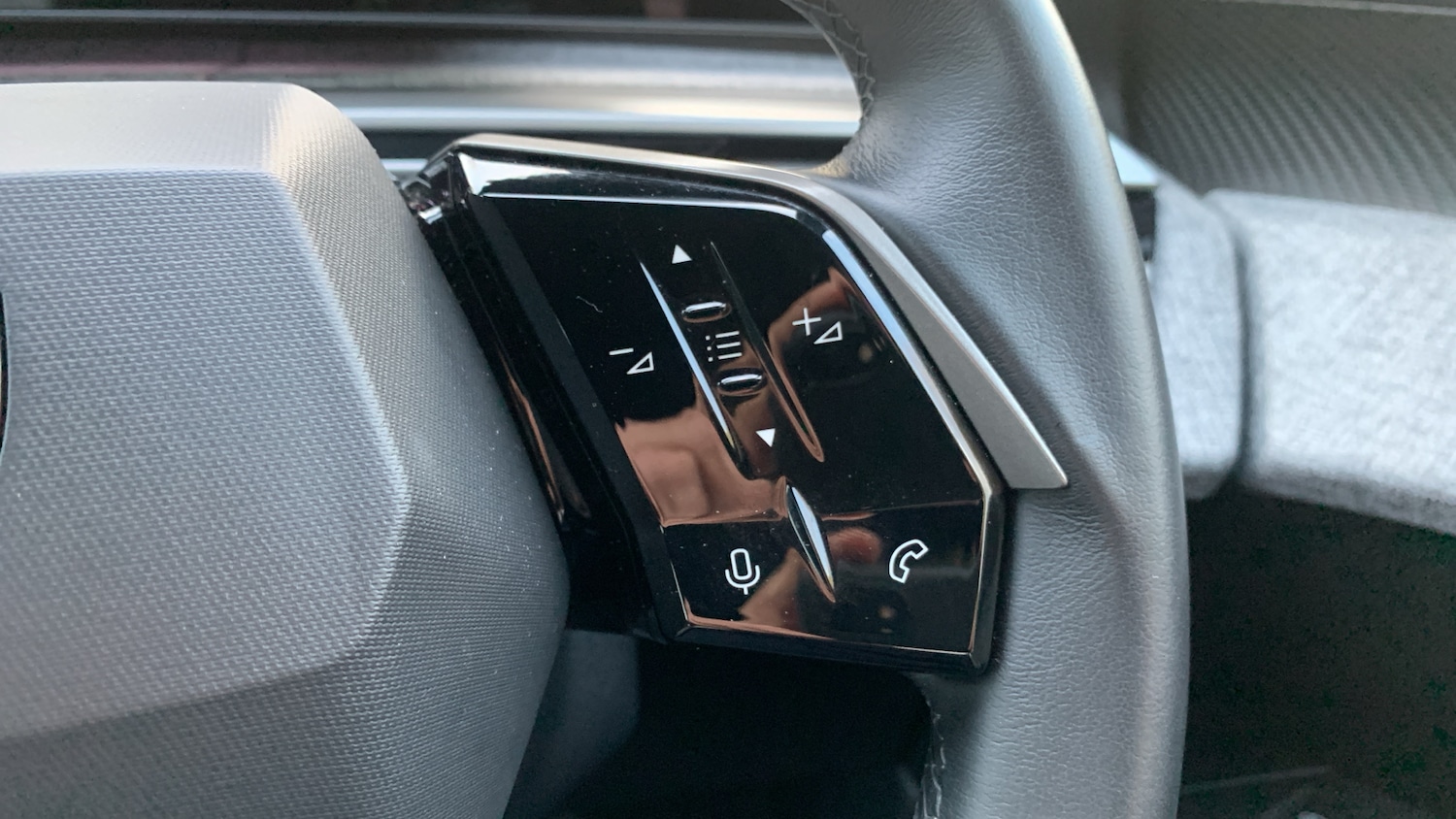 Used Peugeot 3008 2024 for sale - 76574301: Photo 24