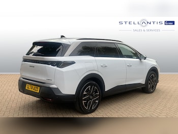 Used Peugeot 5008 2024 for sale - 76241083: Photo 3