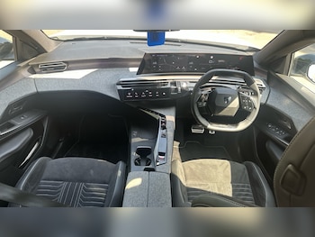 Used Peugeot 5008 2024 for sale - 75579299: Photo