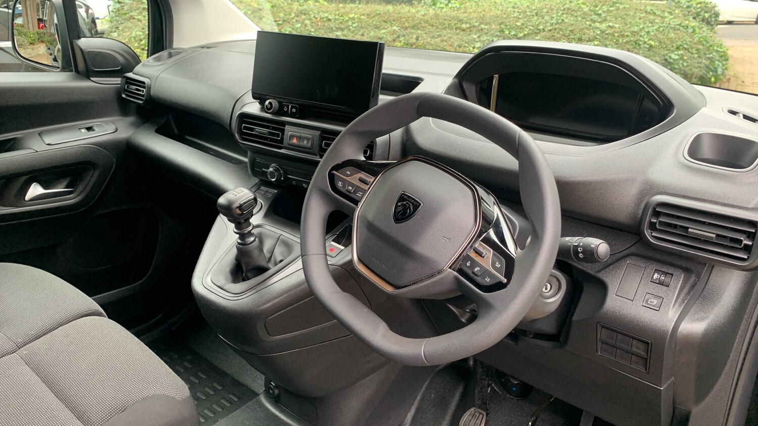 Used Peugeot Partner 2024 for sale - 76296638: Photo 11