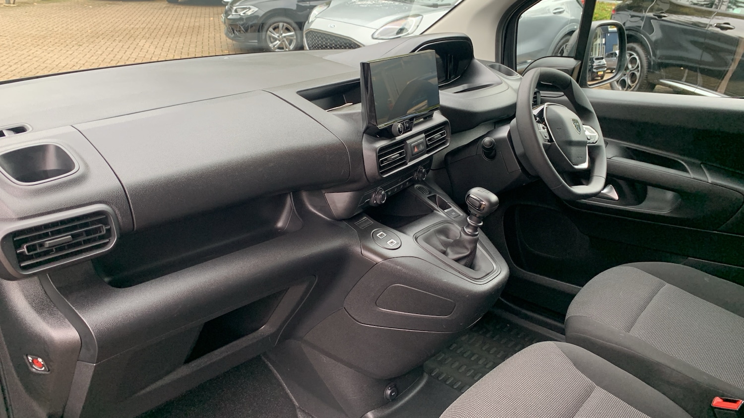 Used Peugeot Partner 2024 for sale - 76296638: Photo 12