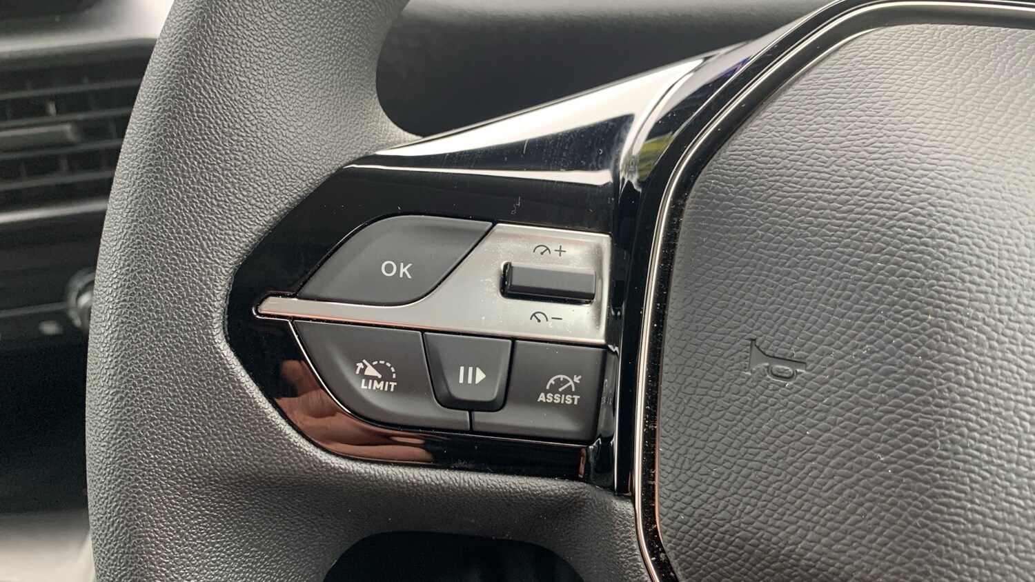 Used Peugeot Partner 2024 for sale - 76296638: Photo 23