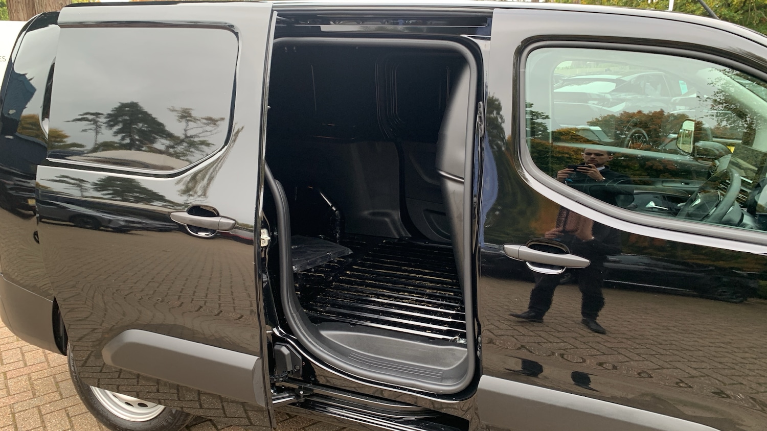Used Peugeot Partner 2024 for sale - 76296638: Photo 52