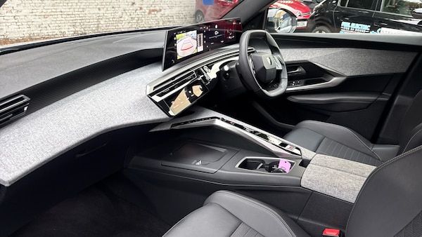Used Peugeot 5008 2024 for sale - 76296620: Photo 12