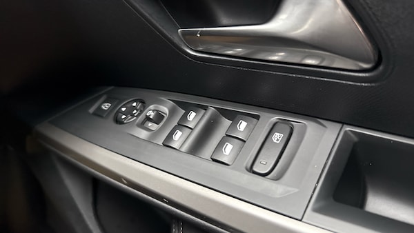 Used Peugeot 5008 2024 for sale - 76296620: Photo 22