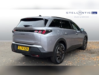 Used Peugeot 5008 2024 for sale - 76296620: Photo 3
