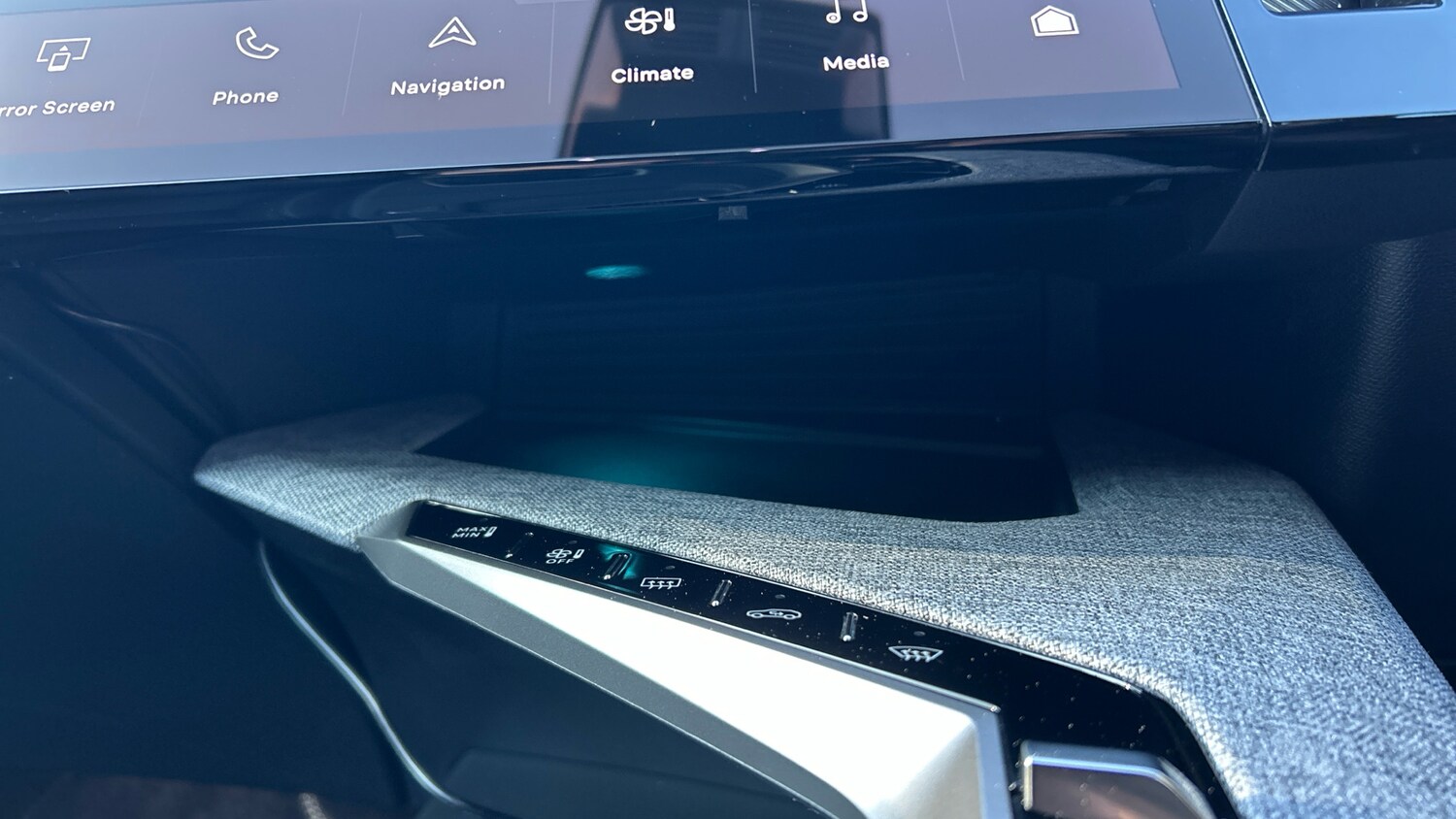 Used Peugeot 5008 2025 for sale - 77163965: Photo 42