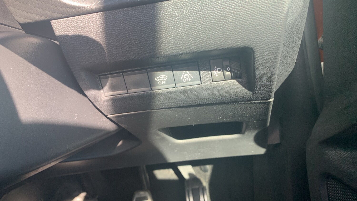 Used Peugeot 2008 2022 for sale - 76659869: Photo 34