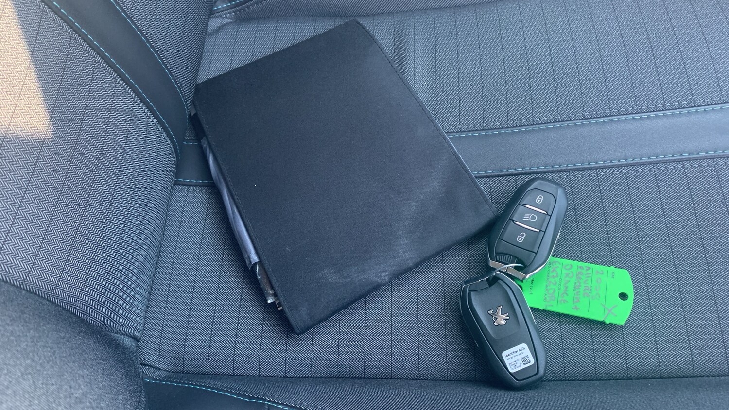 Used Peugeot 2008 2022 for sale - 76659869: Photo 49