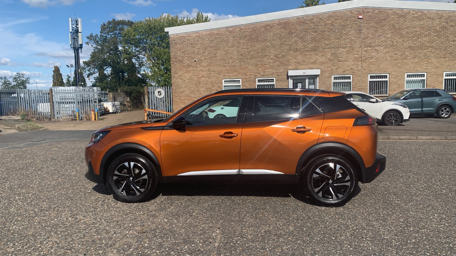 Used Peugeot 2008 2022 for sale - 76659869: Photo 6