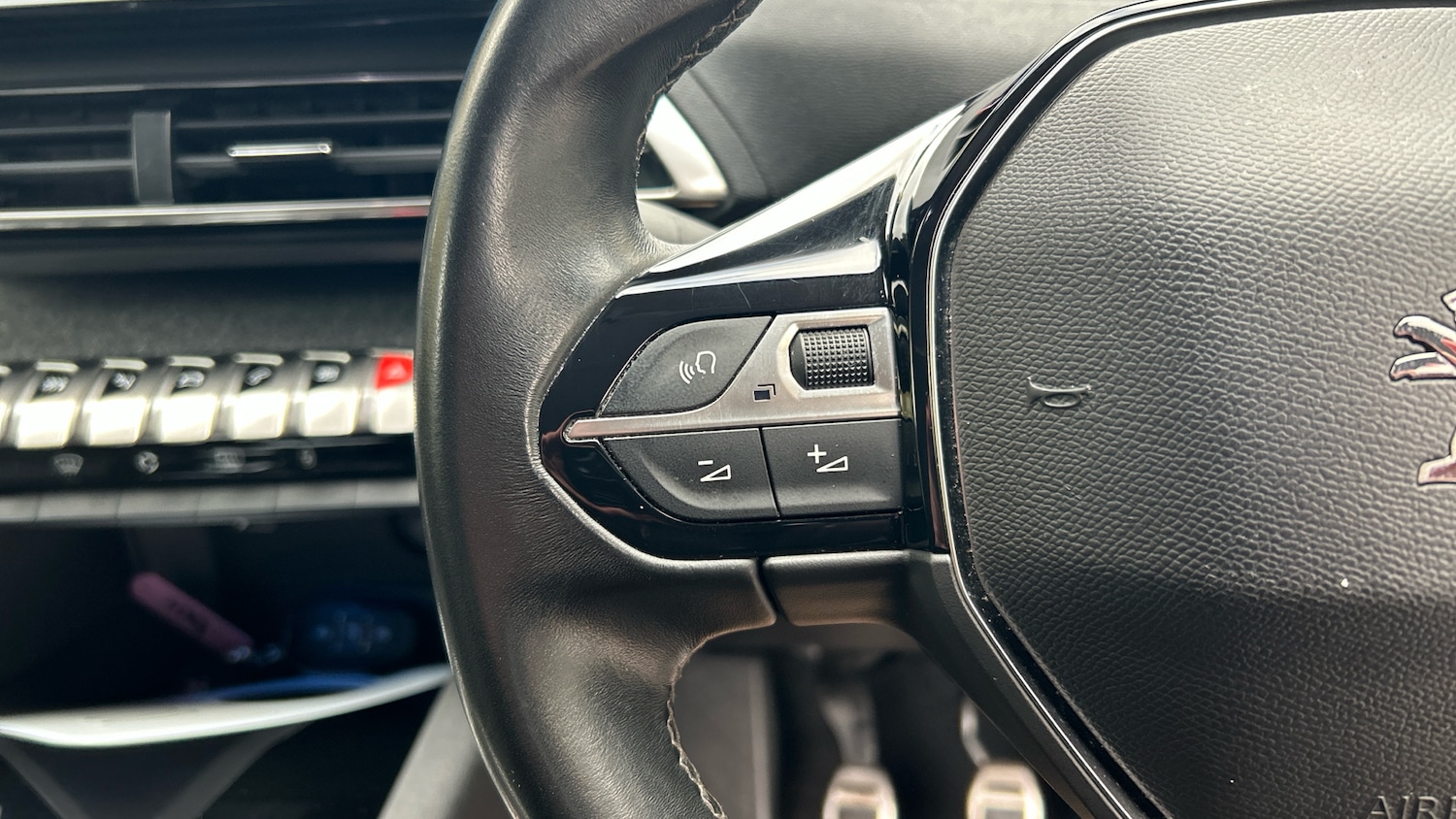 Used Peugeot 3008 2022 for sale - 76419702: Photo 23