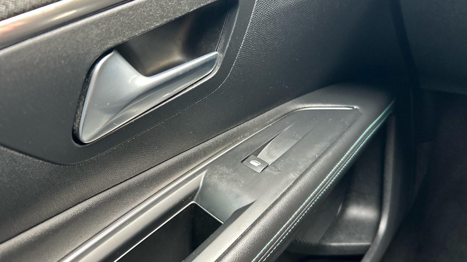 Used Peugeot 3008 2022 for sale - 76419702: Photo 41