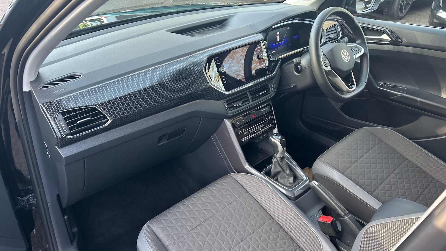 Used Volkswagen T-Cross 2023 for sale - 77121197: Photo 13